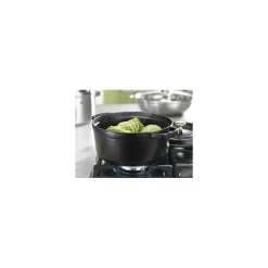 Cocotte fonte ovale noire Staub ø 33 cm