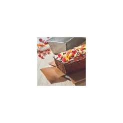 Moule à cake perforé fond amovible inox 26 x 10,3 x 7,2 cm